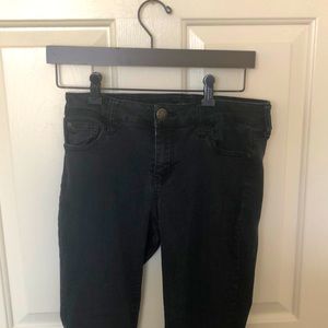 Celebrity pink, size 6 stretchy jeans.